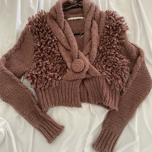 Knitted mauve sweater with cutest details - Picture 1 of 3